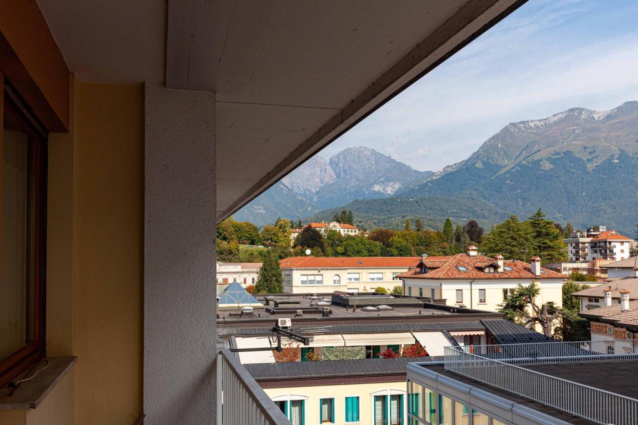 Апартаменти Attico In Centro A Belluno - Marmolada Екстер'єр фото